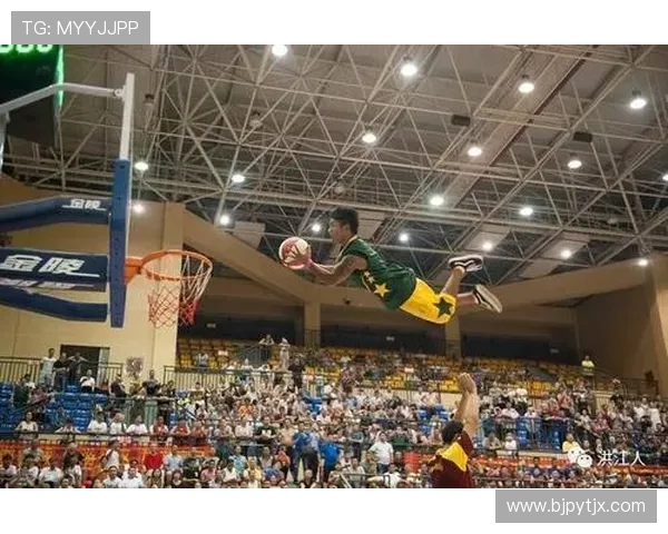 猛龙对决步行者：新赛季精彩对抗揭幕战谁能笑到最后