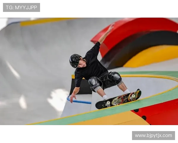 广州滑板队在世界攀岩锦标赛中以63分稳居积分榜首位