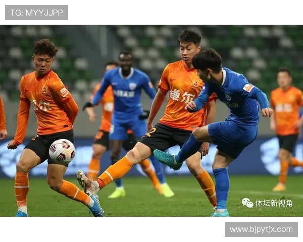 深圳极限运动队在世界攀岩锦标赛中以72分稳居积分榜首位