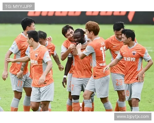 深圳足球队的拼搏之路：从默默无闻到世界杯舞台的辉煌历程