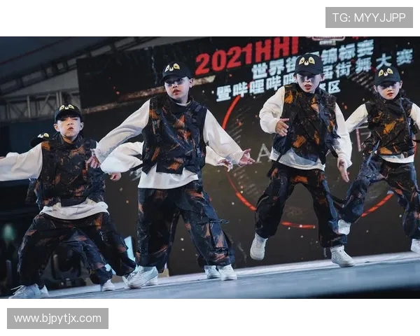 赛后分析：上海街舞队与成都街舞队个人能力对比与精彩瞬间回顾