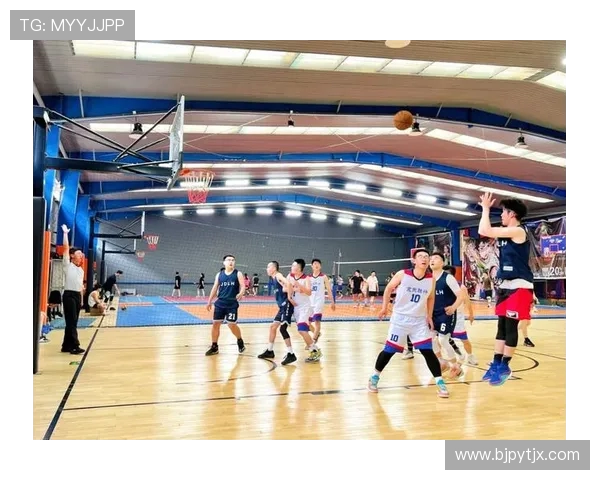 以篮球为纽带探索团队合作精神与青春拼搏力量的深度融合