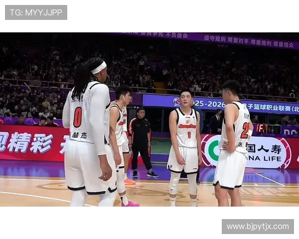 2020年广东队与广厦队精彩对决全场录像回放分析与精彩瞬间回顾 2020年广东队与广厦队精彩对决全场录像回放分析与精彩瞬间回顾